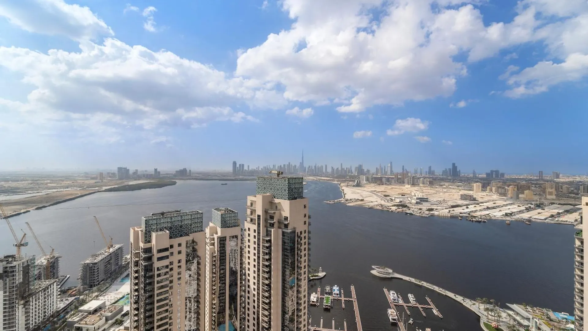 Feriehus 2Br Harbour Views T1, Creek View Villa Dubai
